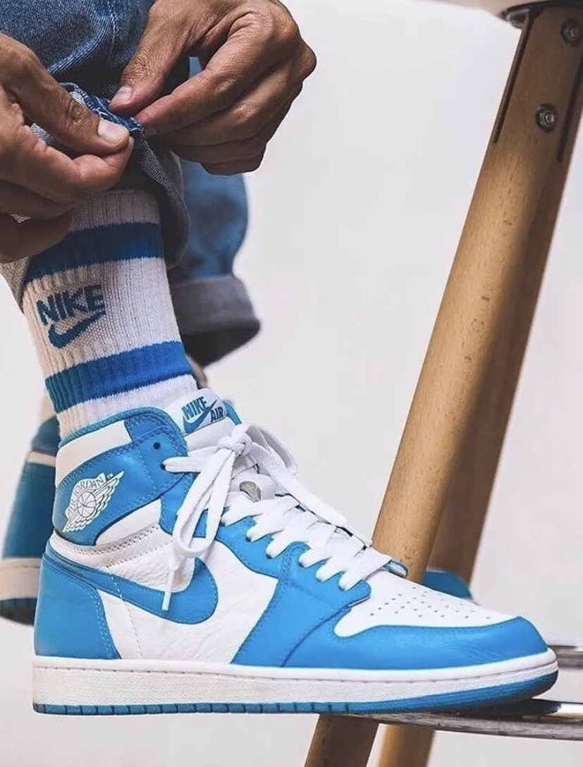 CE - AJ1 High North Carolina Blue