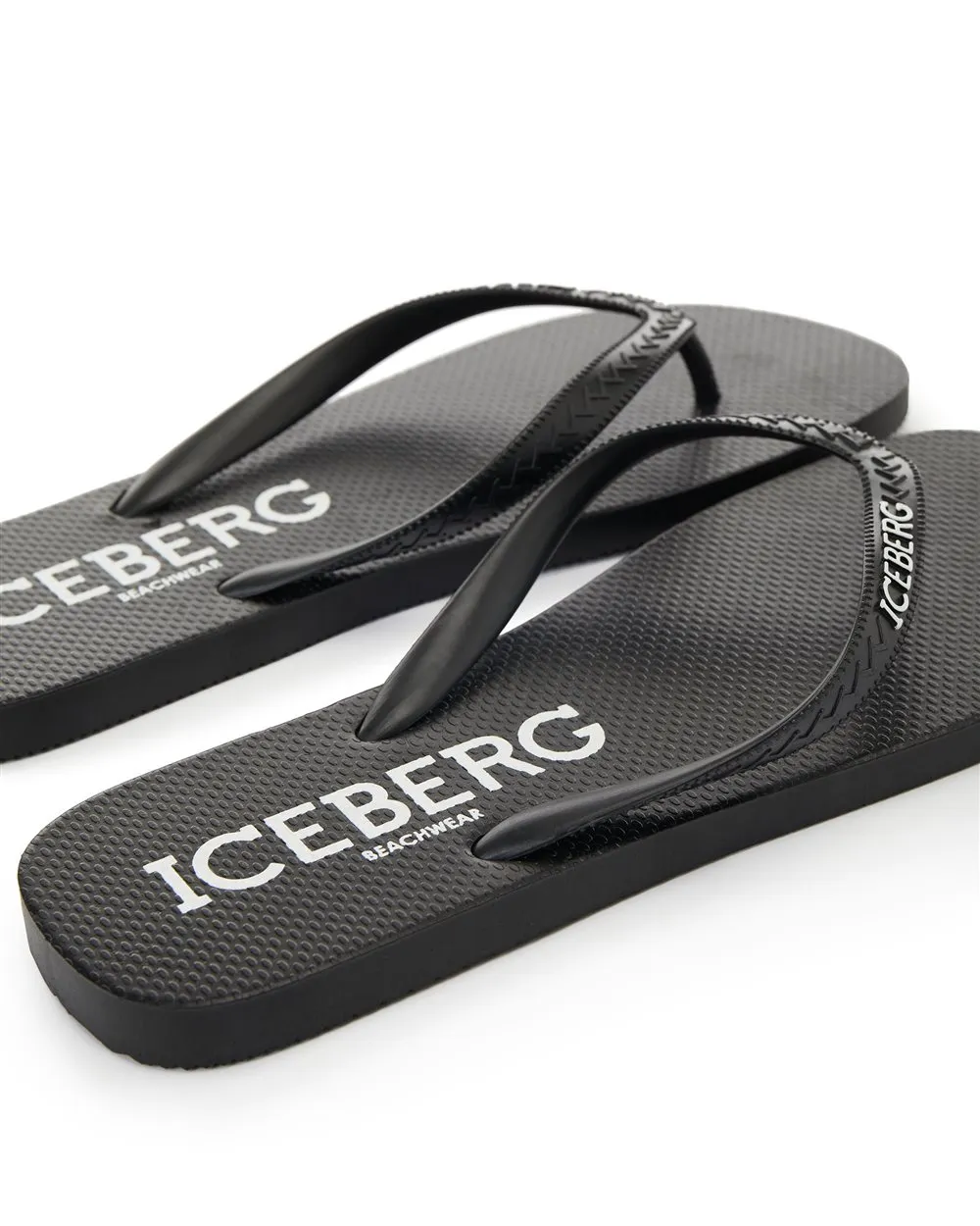 Flip-flops with logo