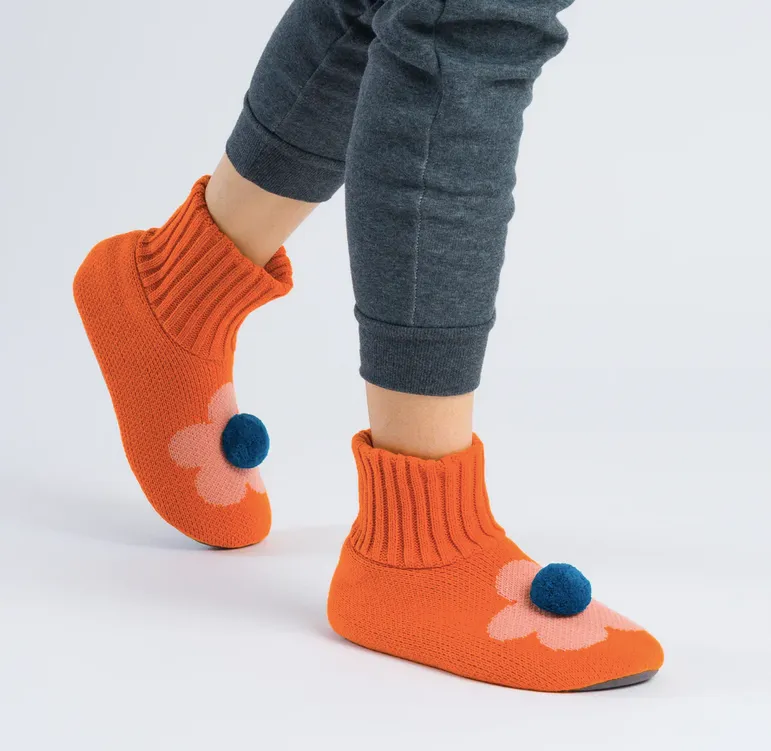 Flower Power Knit Sock Slippers: Scooby