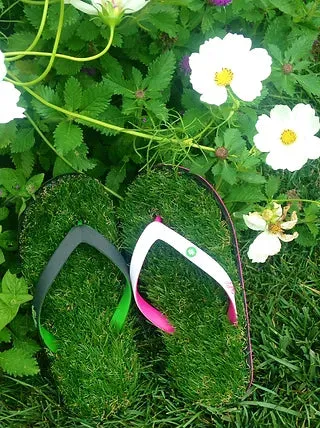 GRASS FLIP FLOPS! No watering required