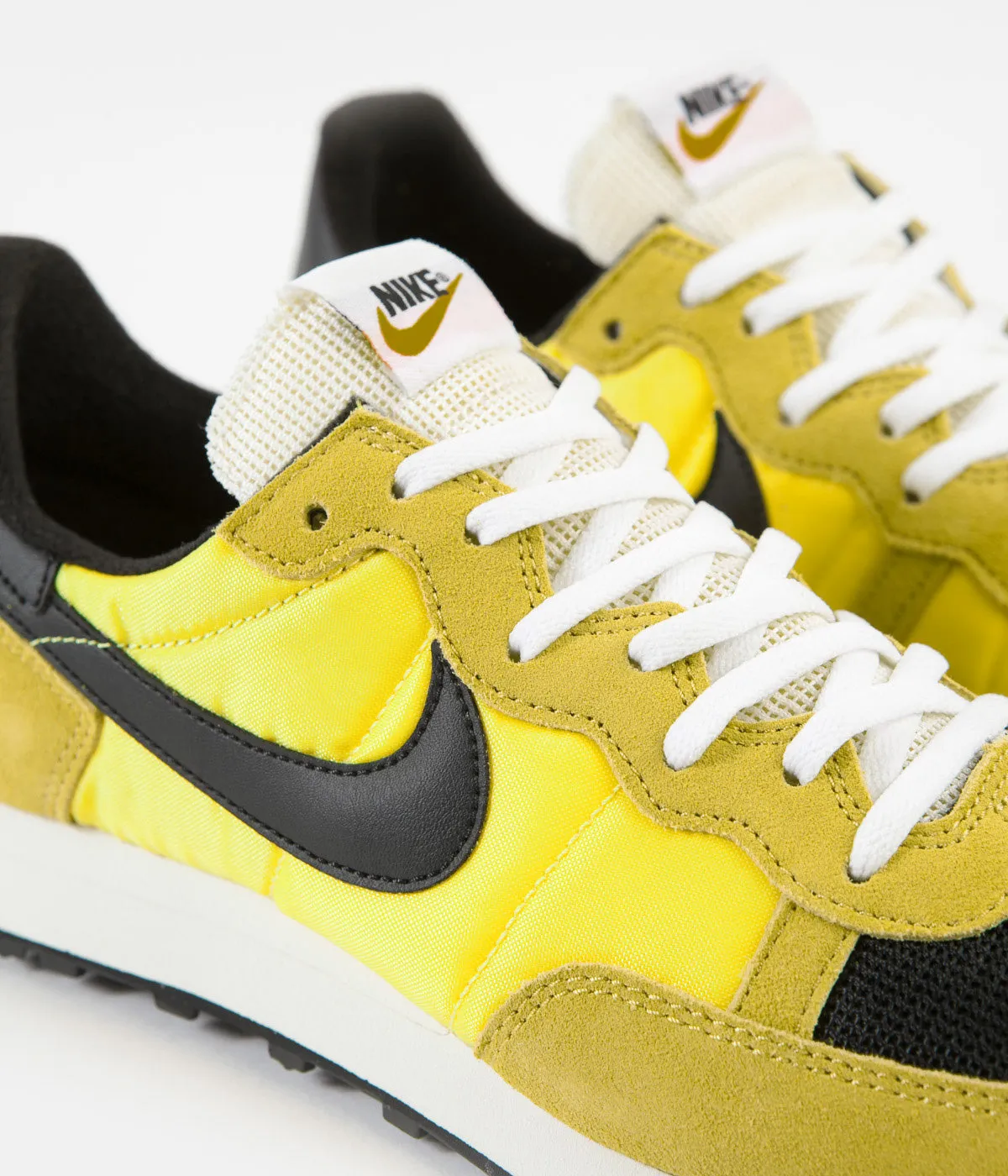 Nike Challenger OG Shoes - Opti Yellow / Black - Bright Citron - White