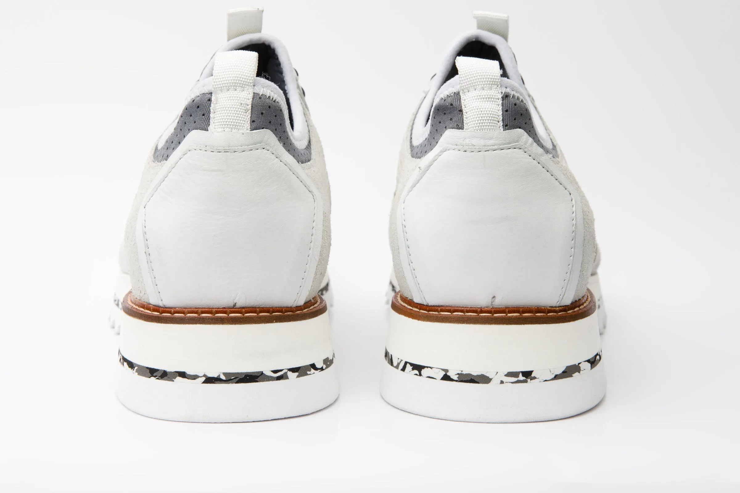 The Sopez White Leather Men Sneaker