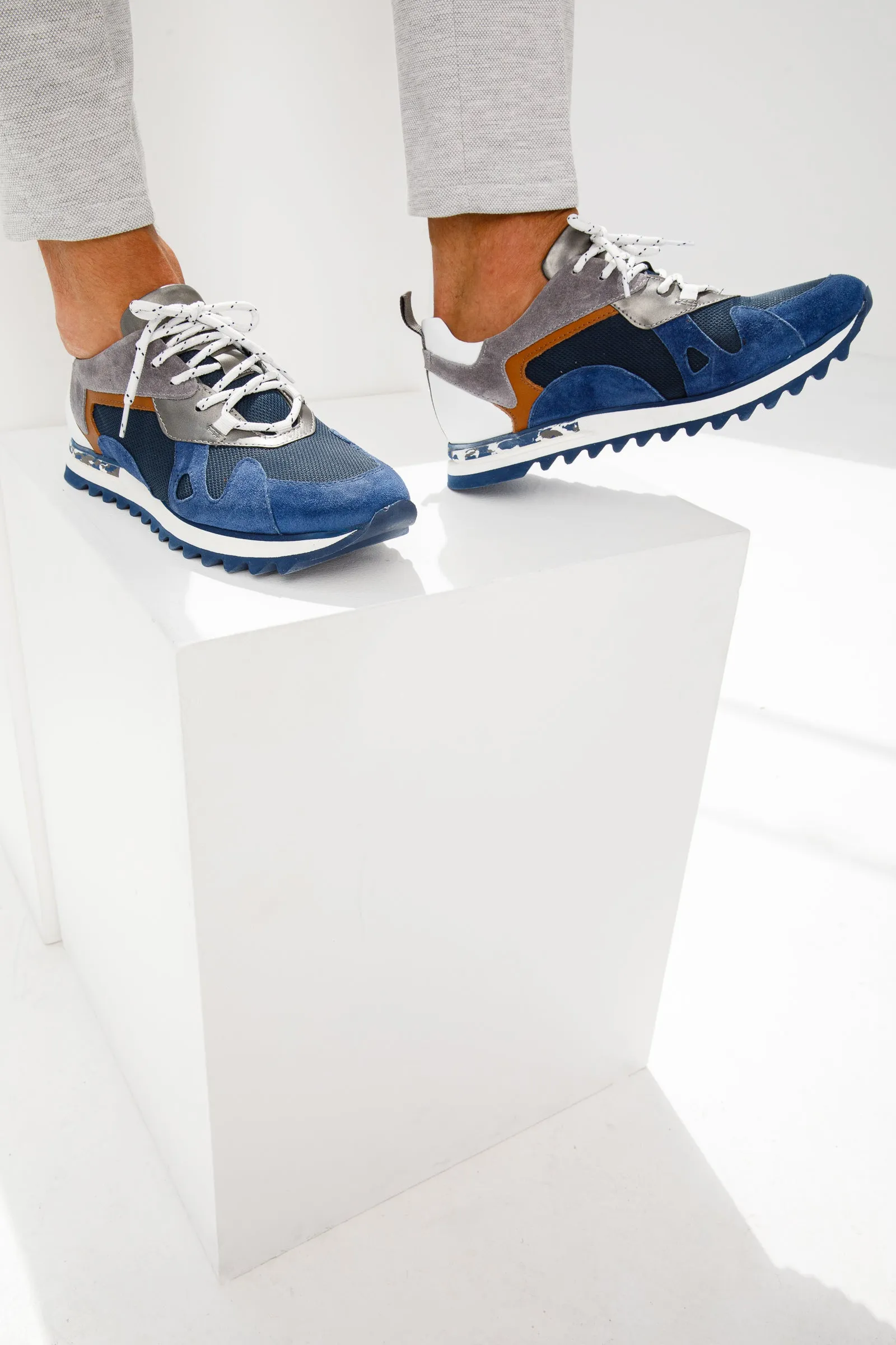 The Tyler Blue Leather Men Sneaker