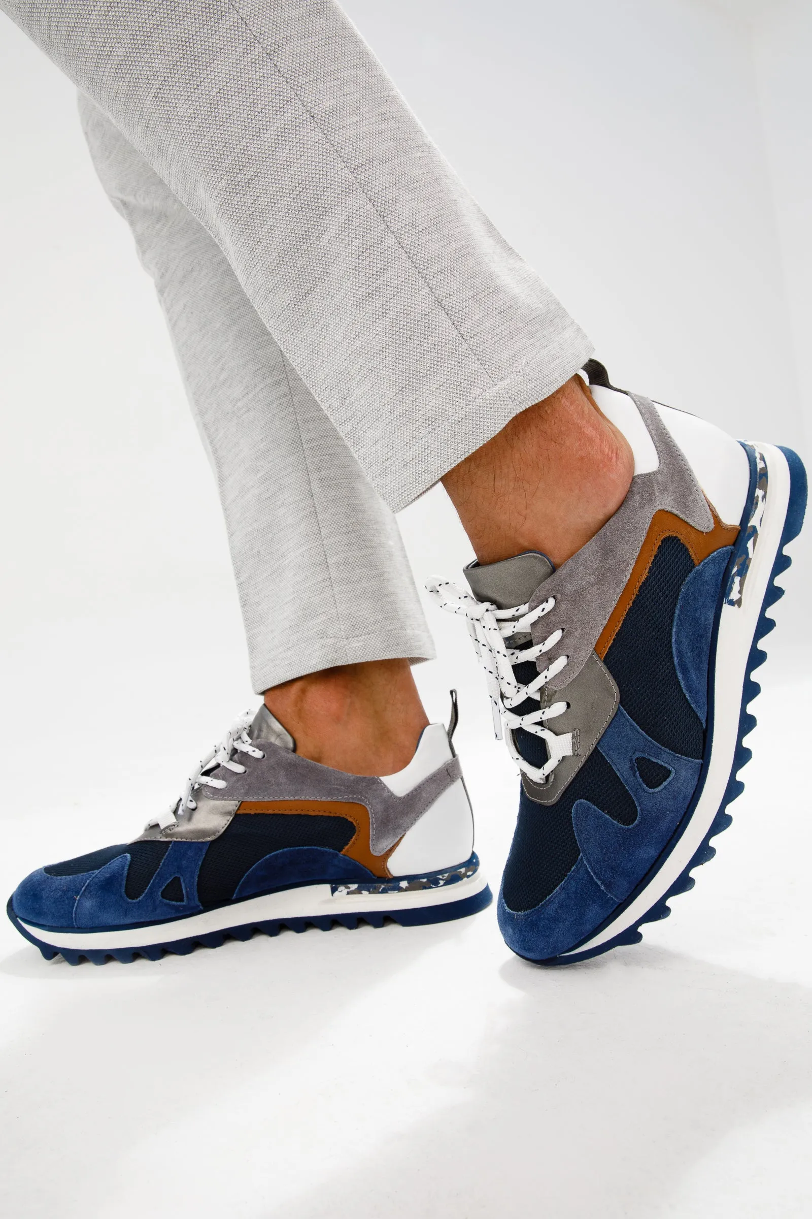 The Tyler Blue Leather Men Sneaker