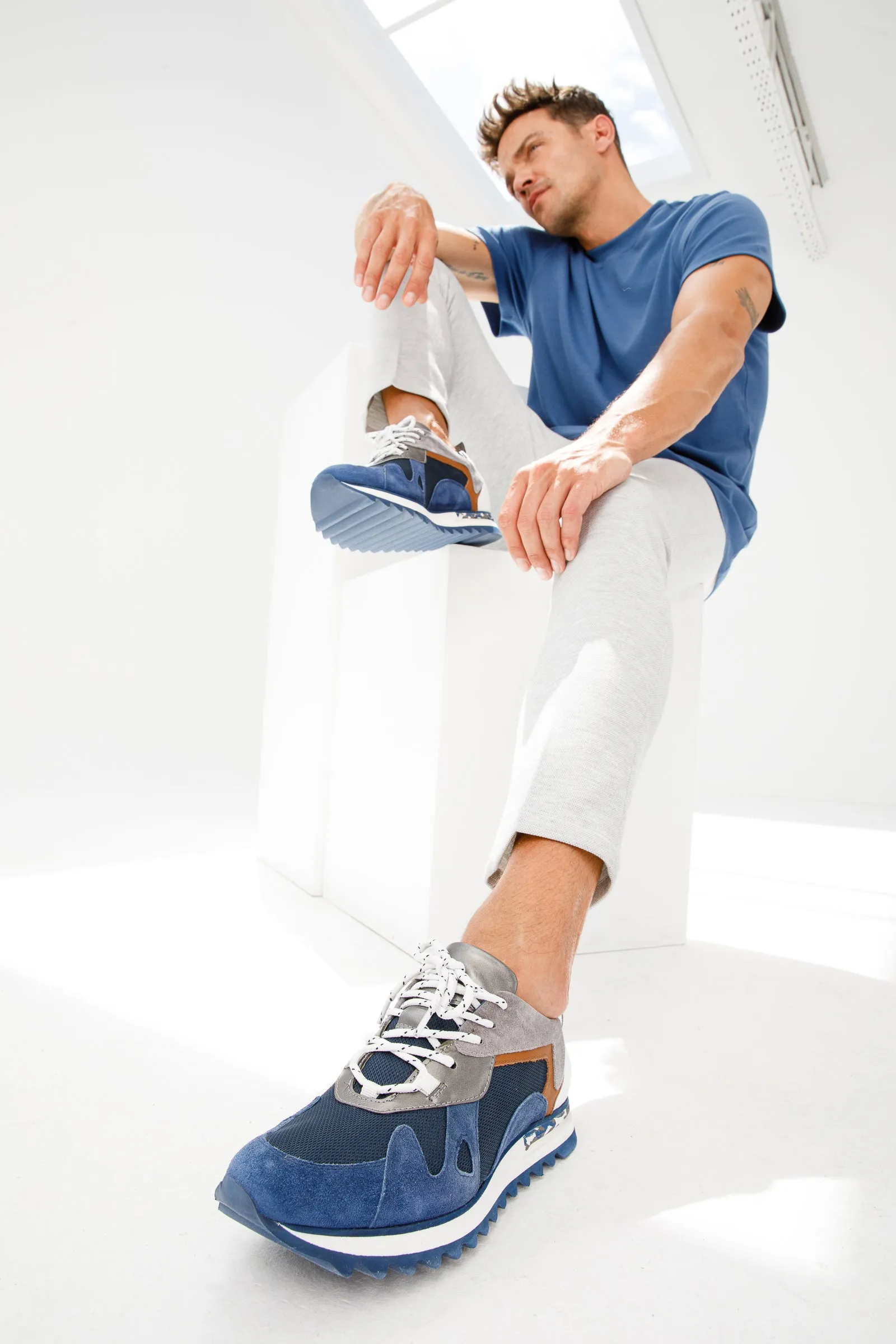 The Tyler Blue Leather Men Sneaker