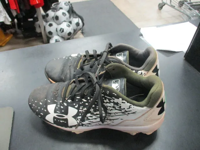 Used Under Armour Cleats Size 3.5