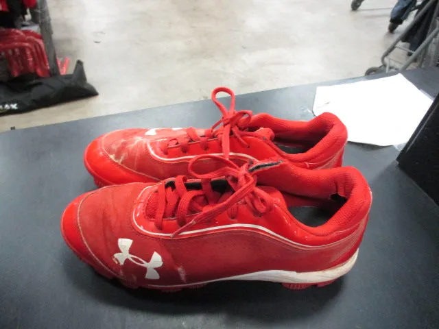 Used Under Armour Cleats Size 5.5 - Heels are Worn