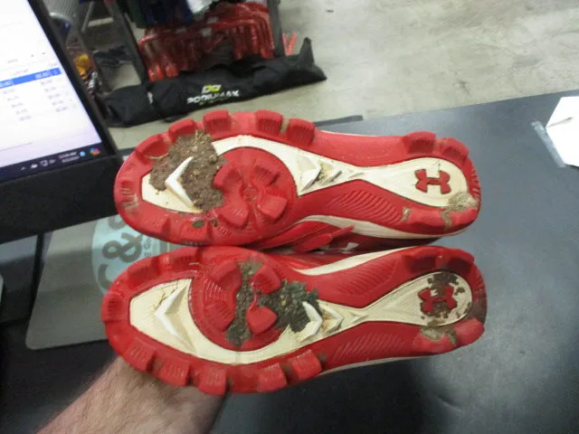 Used Under Armour Cleats Size 5.5 - Heels are Worn